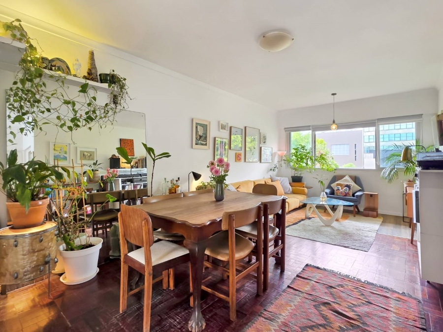 2 Bedroom Property for Sale in Sea Point Western Cape